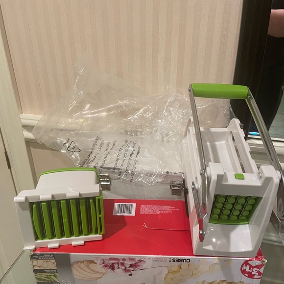 Starfrit Pro Cuber and Fry Cutter brand new in perfect condition original box - Picture 4 of 4